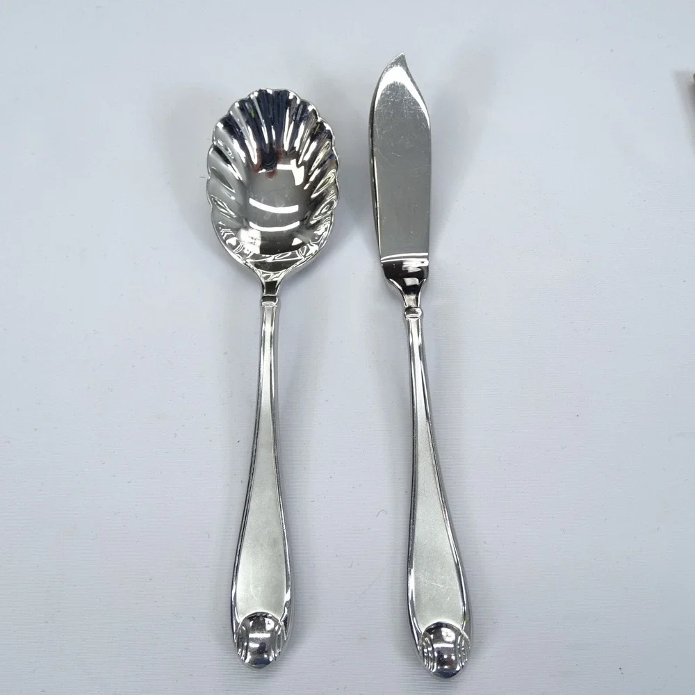 Oneida SATIN GARNET 2 pc Hostess Set 18/10 Stainless‎ Serving Flatware